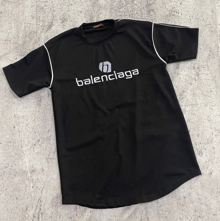 ست تی شرت شلوار مراکشی گلدوزی شده(balnciaga)